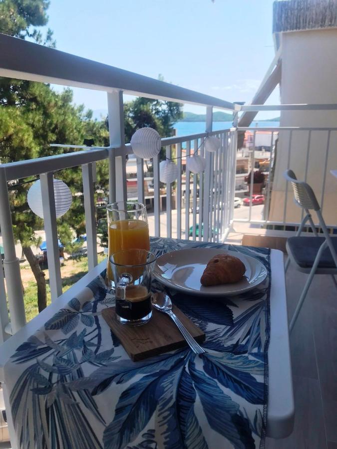 Sea Esta Apartment Néa Péramos Bagian luar foto